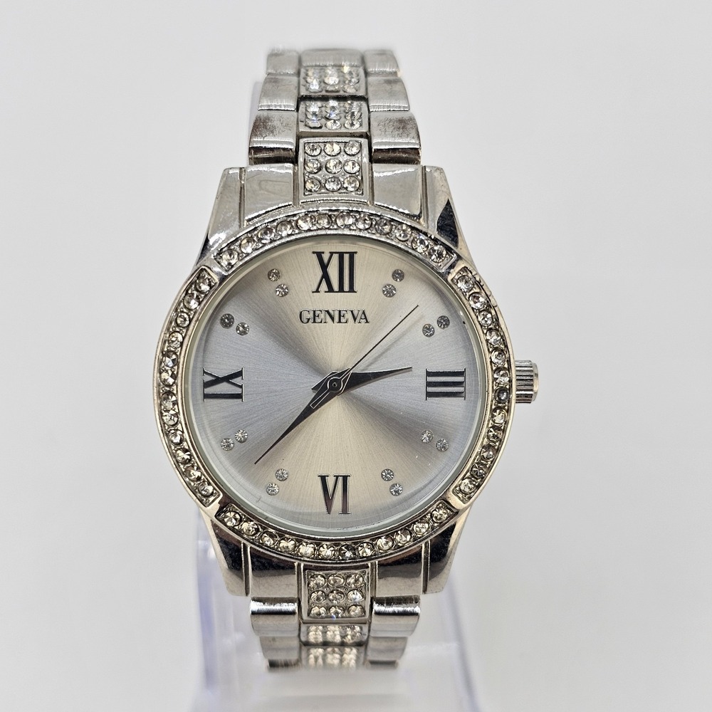 Women's Analog Watch 32MM Gray Dial Gray Bracelet Band 6" NEW Battery